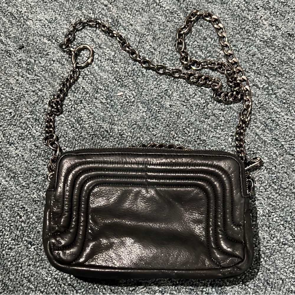 RARE❤️ HENRI BENDEL No 7 quilted Convertible purse black crossbody bag leather